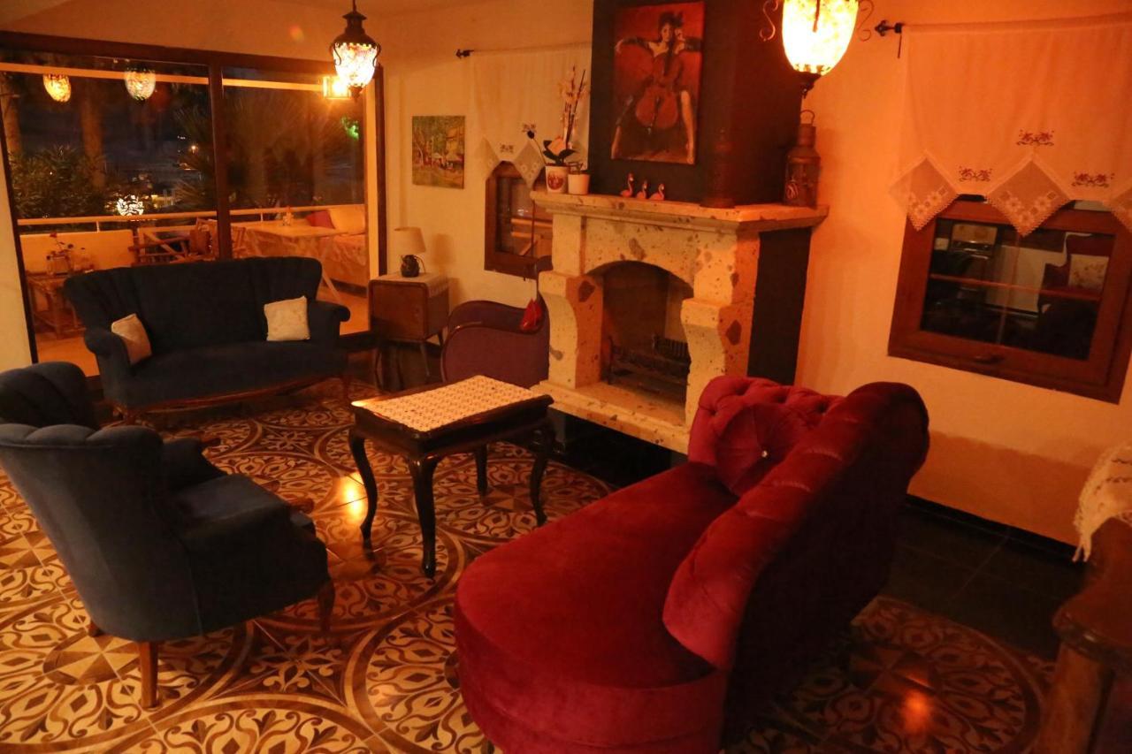 Parva Port Apartment Alacatı Bagian luar foto