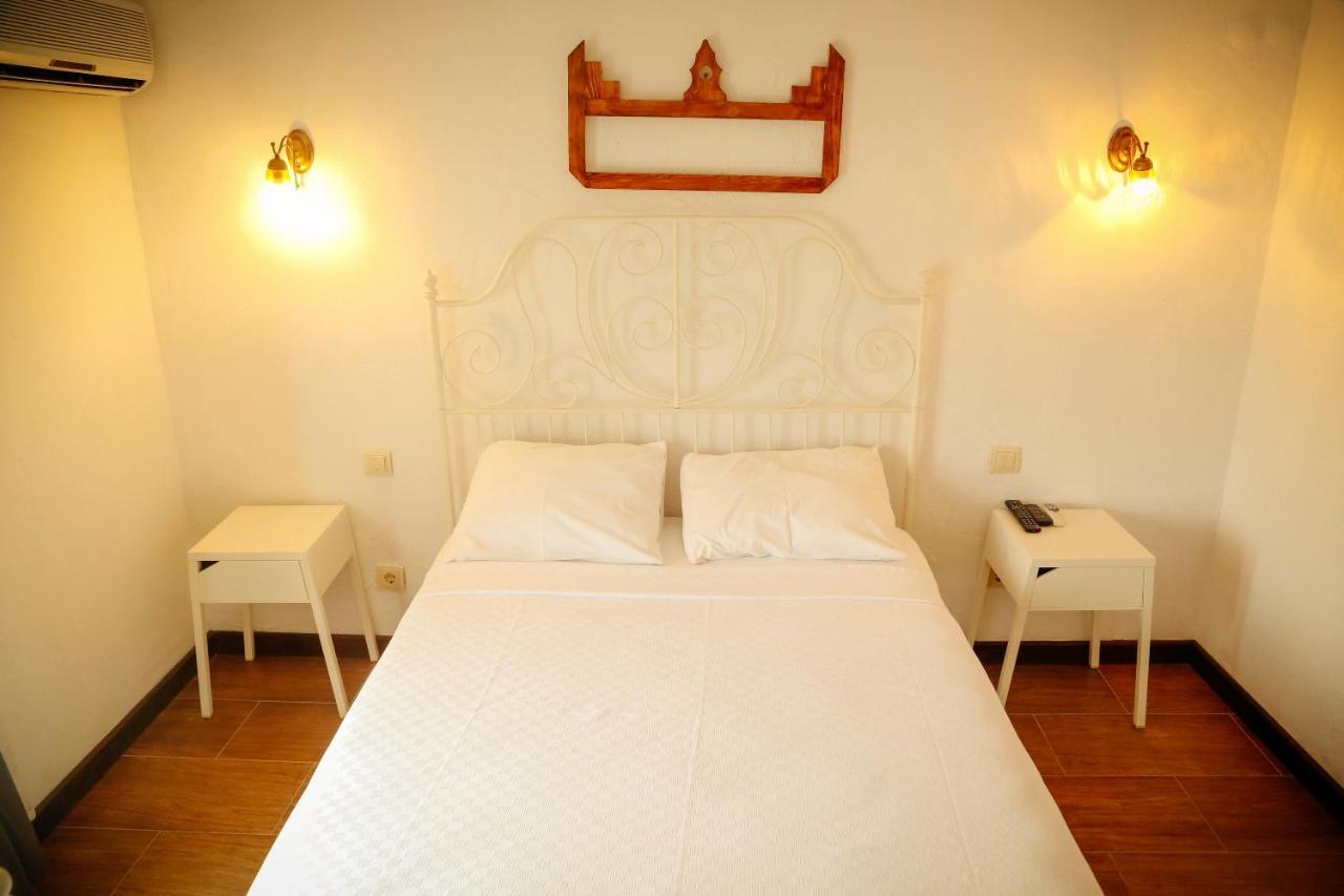 Parva Port Apartment Alacatı Bagian luar foto