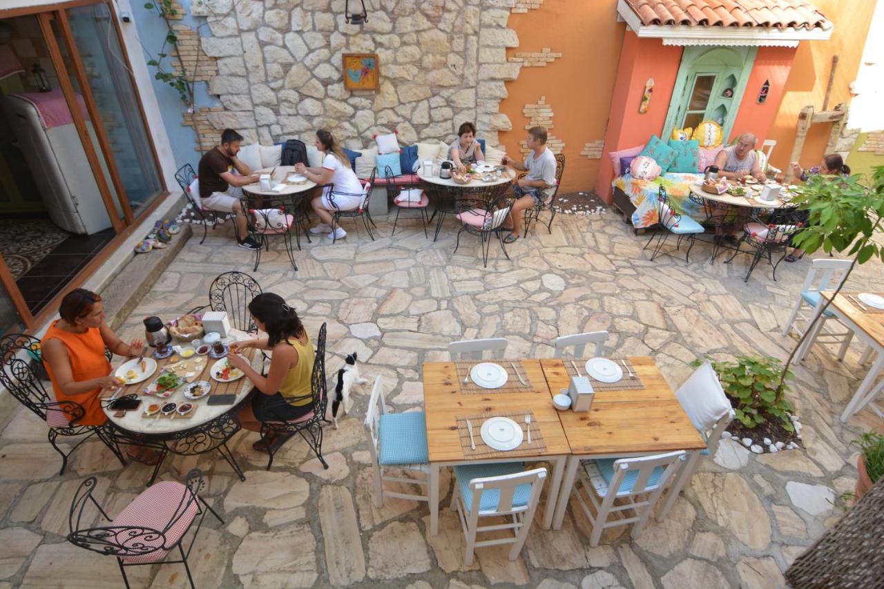 Parva Port Apartment Alacatı Bagian luar foto