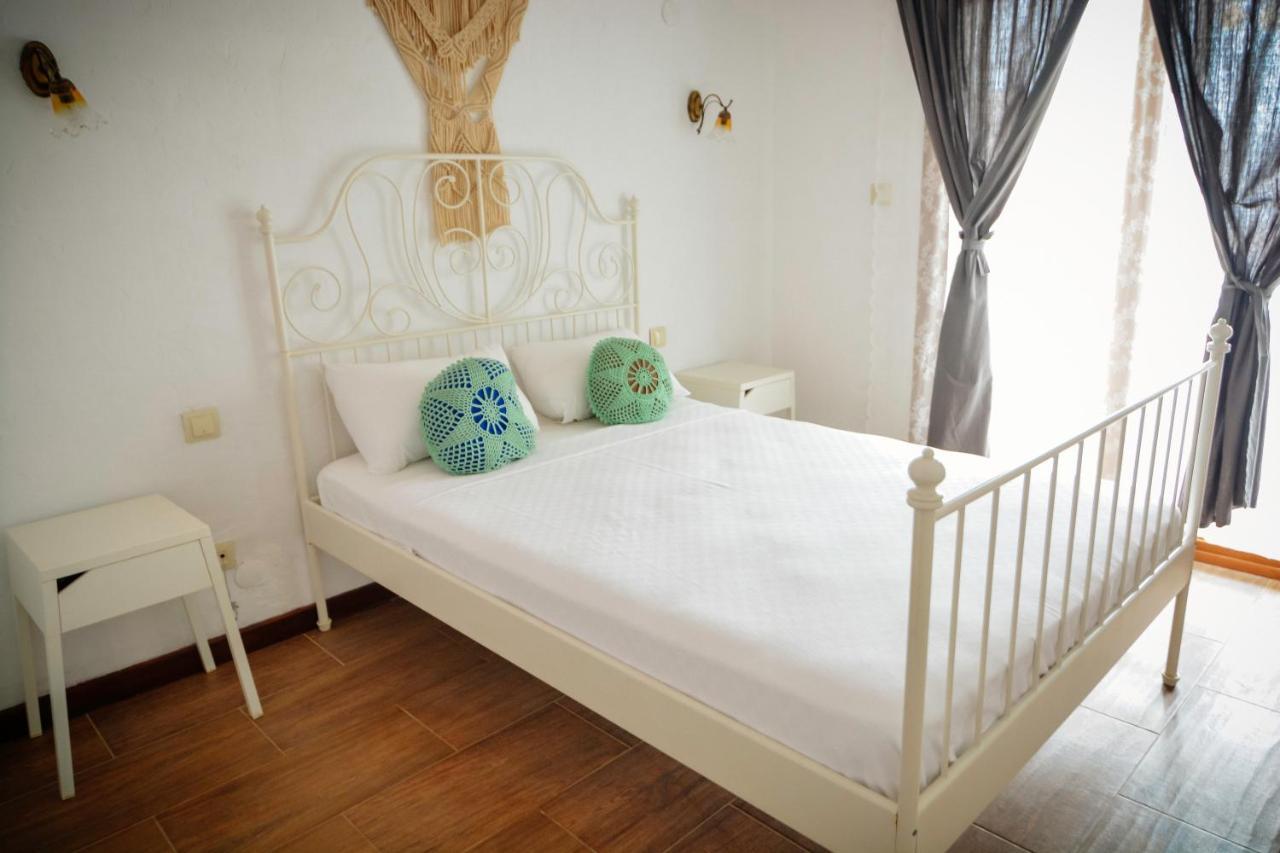 Parva Port Apartment Alacatı Bagian luar foto