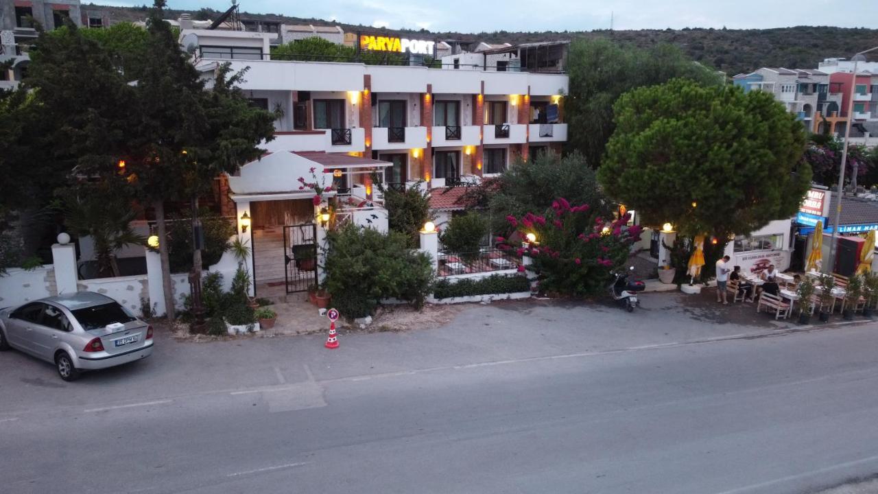 Parva Port Apartment Alacatı Bagian luar foto