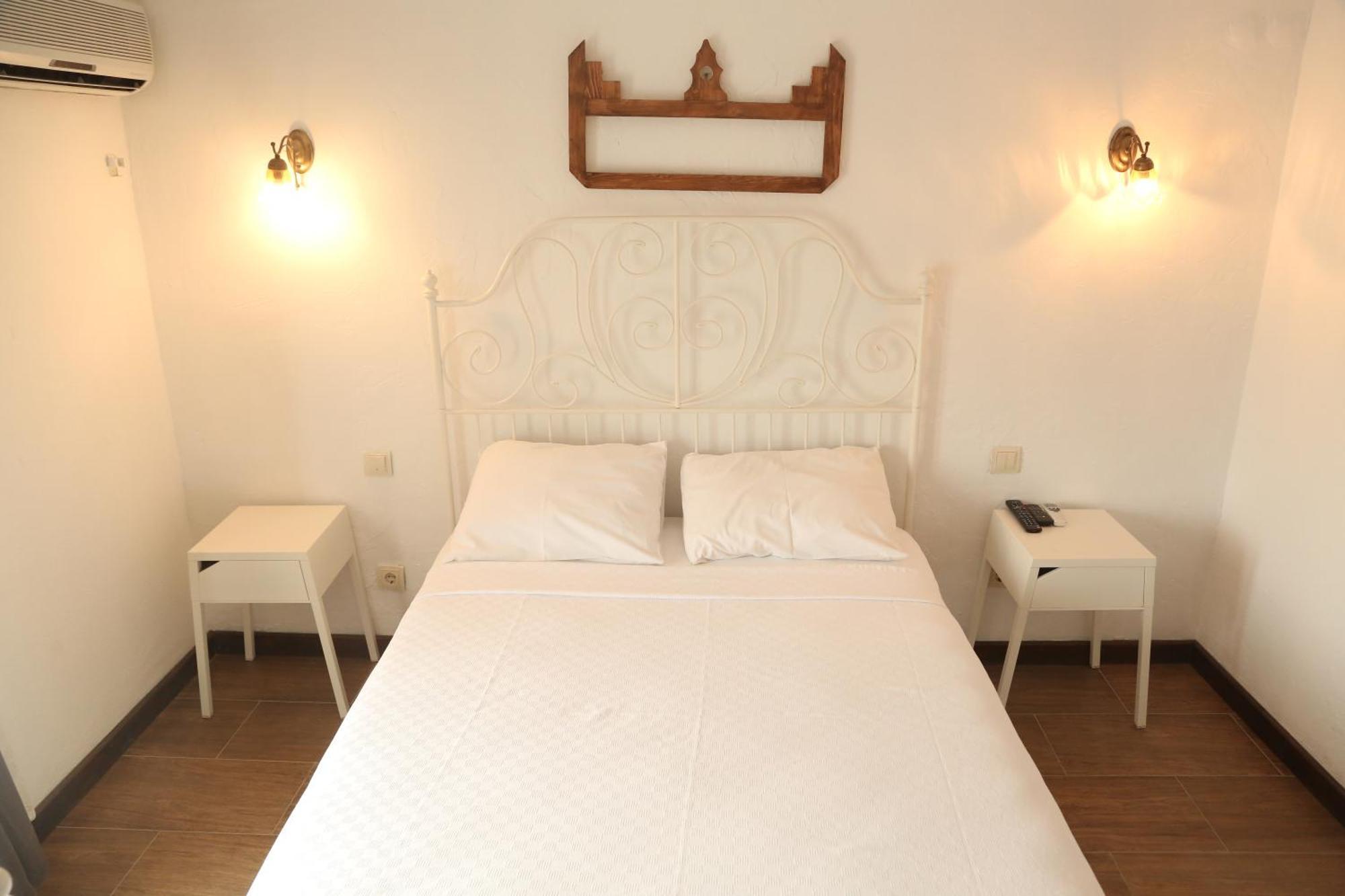 Parva Port Apartment Alacatı Bagian luar foto