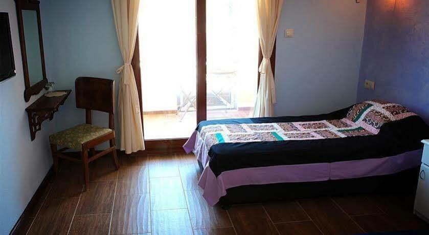 Parva Port Apartment Alacatı Bagian luar foto